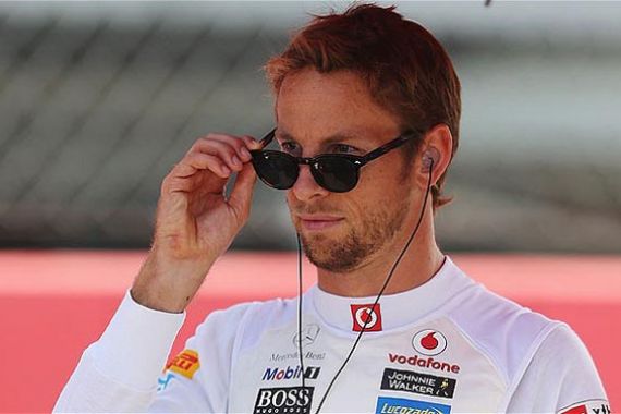 Jenson Button Dukung Hamilton Jadi Juara Dunia - JPNN.COM