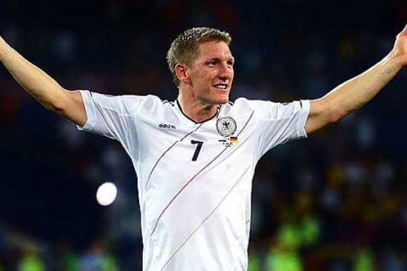 Schweinsteiger Ibaratkan Argentina Gerombolan Serigala - JPNN.COM