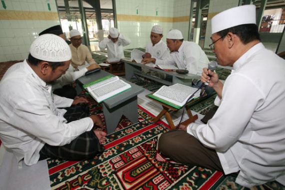 Kisah 13 Pembaca Alquran Rutan Kelas I Surabaya - JPNN.COM