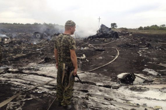 MH17 Jatuh Ditembak, Ukraina dan Rusia Saling Tuding - JPNN.COM