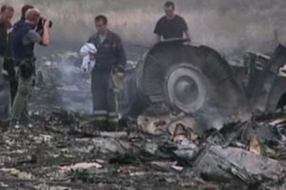 Ukraina Tuding Milisi Pro-Rusia Ambil 196 Mayat Korban MH17 - JPNN.COM