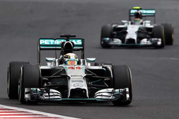 Hamilton Geram dengan Team Orders Mercedes - JPNN.COM