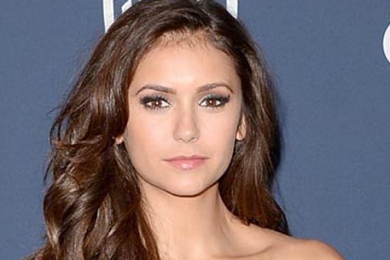 Nina Dobrev Digebet Bloom Setelah Tinju Justin Bieber - JPNN.COM