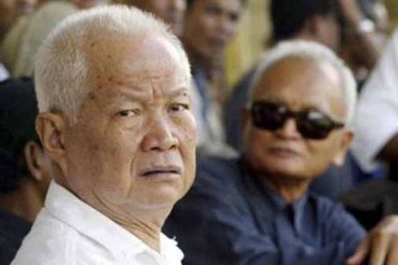 Penjara Seumur Hidup untuk Petinggi Khmer Merah - JPNN.COM