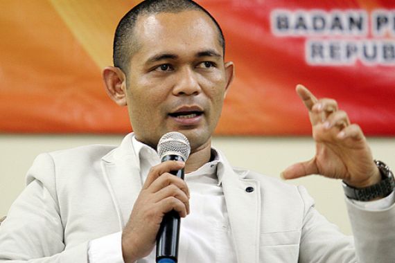 Relawan Jokowi: Harus Memilih, Menteri Atau Ketum Partai - JPNN.COM