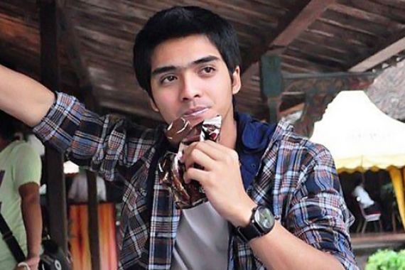 Dua Bulan Lagi Jadi Ayah, Ricky Harun Berdebar - JPNN.COM