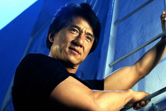 Meski Kurang Suka, Jackie Chan Pertimbangkan Main di Expendables 4 - JPNN.COM