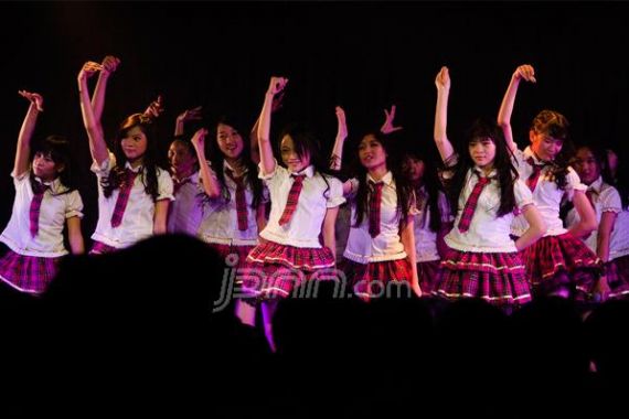 Rayakan HUT RI ala JKT48 - JPNN.COM