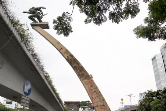 Giliran Patung Diponegoro Dimandikan Jeruk Nipis Bulan Depan - JPNN.COM