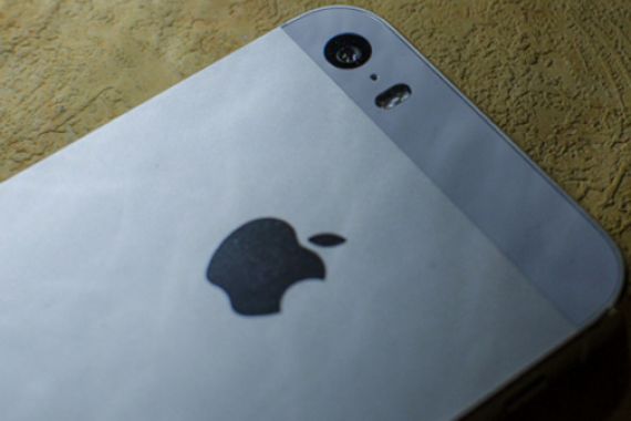 Apple Gratiskan Ganti Baterai iPhone 5 yang Sering Drop - JPNN.COM