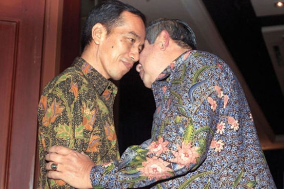 Jokowi Mengaku Minta SBY Naikkan Harga BBM tapi Ditolak - JPNN.COM