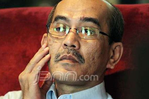 KPK Periksa Faisal Basri Dalam Kasus Bansos Bandung - JPNN.COM