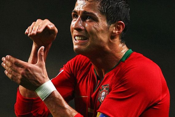 Tanpa Ronaldo, Portugal Ditumbangkan Albania - JPNN.COM