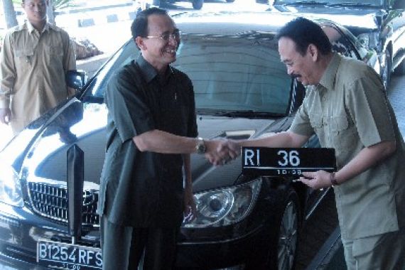 Ditolak Jokowi, Sudi Tetap Adakan Mobil Dinas Menteri - JPNN.COM