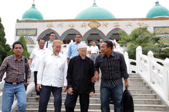 Bikin 4.000 Masjid agar Muslim Indonesia Serasa di Rumah - JPNN.COM