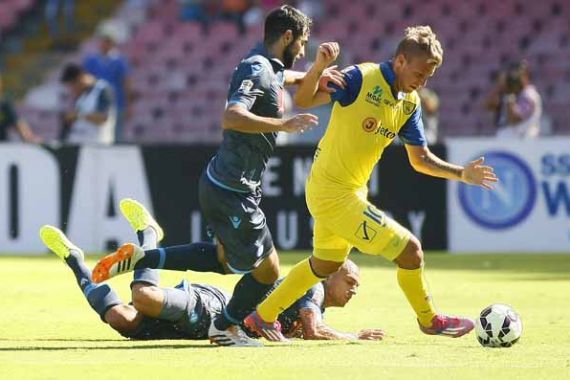 Chievo Permalukan Napoli di San Paolo - JPNN.COM