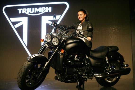 Triumph, Moge Legendaris Asal Inggris Mulai Meluncur di Tanah Air - JPNN.COM