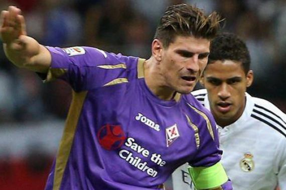 Fiorentina Kehilangan Gomez Tiga Pekan - JPNN.COM