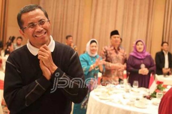 Jarang Beri Bonus, Dahlan Minta Maaf - JPNN.COM