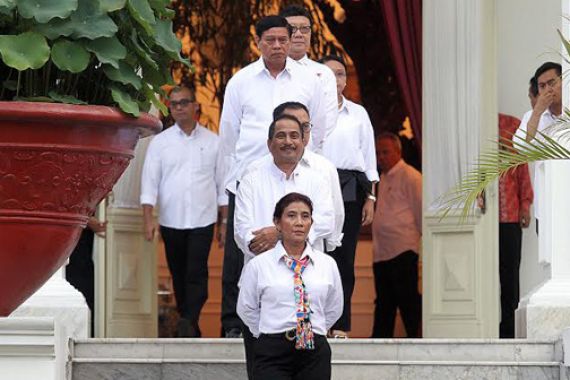 Marzuki Alie: Ada Menteri Jokowi Salah Tempat - JPNN.COM