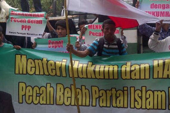 Menkumham Dinilai Pecah Belah Umat Islam - JPNN.COM