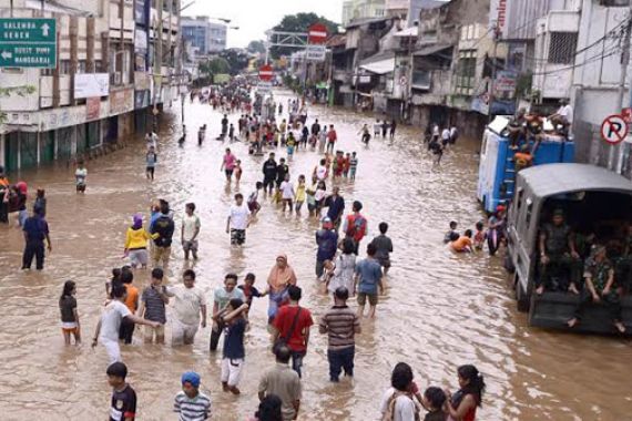 Banjir Hantui Jakarta, 125 Kelurahan Terancam Terendam - JPNN.COM