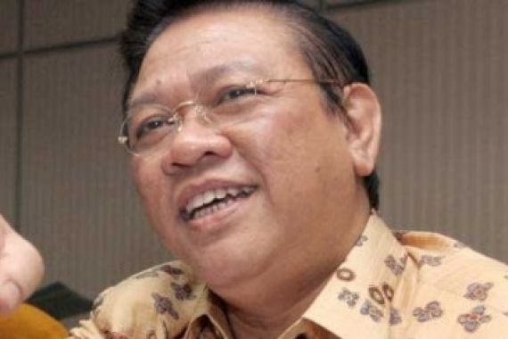 Agung Persilakan Ical Maju Lagi asal Fair - JPNN.COM