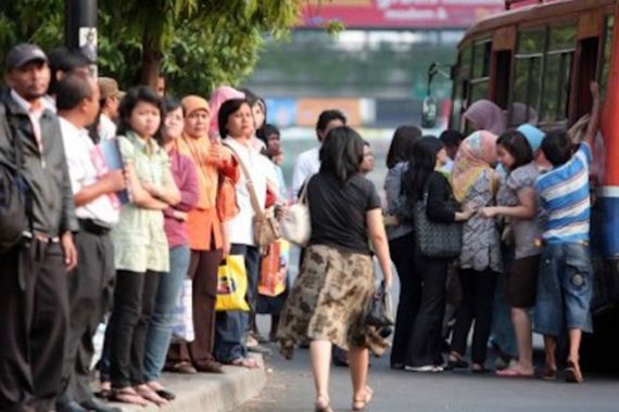 Keamanan Angkutan Umum Jakarta Terburuk Kelima di Dunia - JPNN.COM