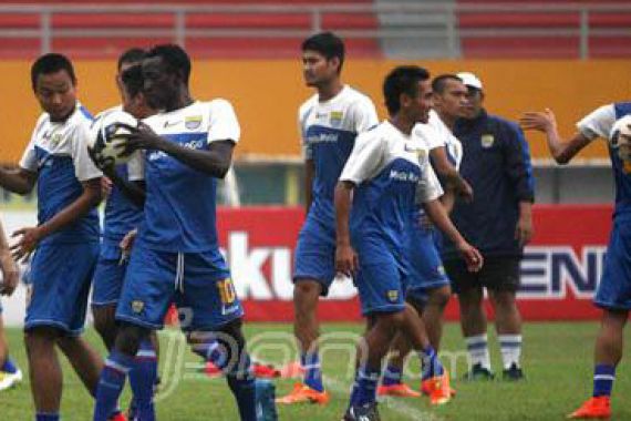 Djanur Berharap Persib tak Antiklimaks - JPNN.COM