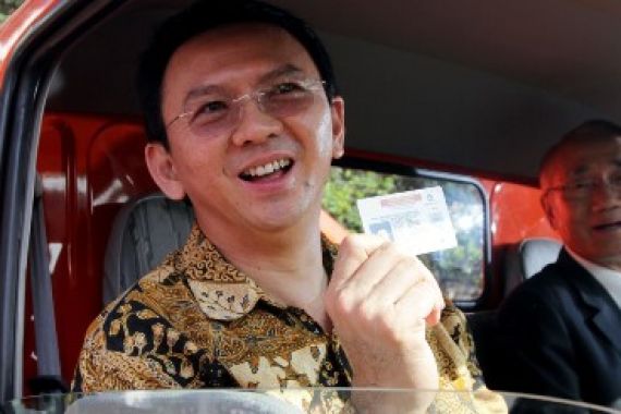 KMP di DPRD DKI Galang Interpelasi, Ini Tanggapan Ahok - JPNN.COM