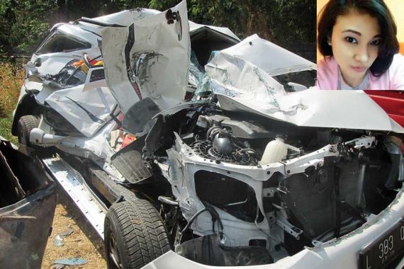 Istri Tewas Kecelakaan di Depan Suami, Airbag Fortuner tak Berfungsi - JPNN.COM