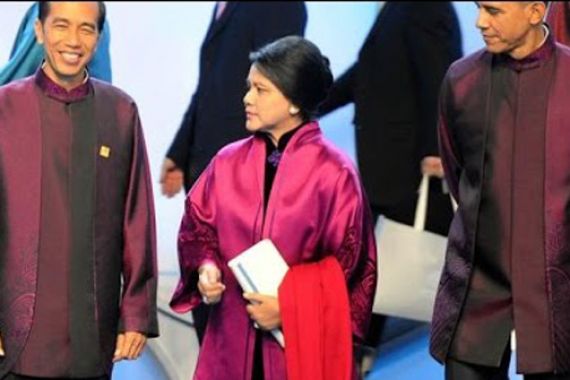Pakaian Tradisional Tiongkok Bekas Jokowi dan Obama Dijual Rp 9 Juta - JPNN.COM
