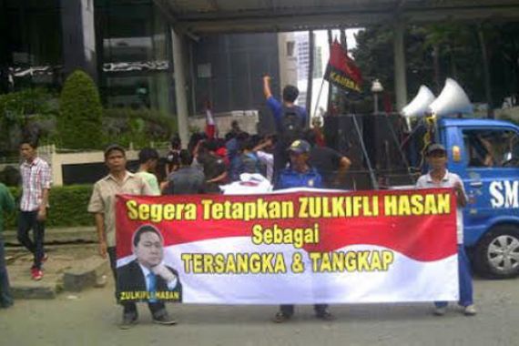 KPK Diminta tak Pilih Kasih Usut Kasus Suap Pembebasan Lahan di Riau - JPNN.COM