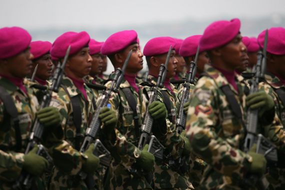 Mendagri Minta Marinir Jadi Penengah Bentrok TNI-Polri di Batam - JPNN.COM