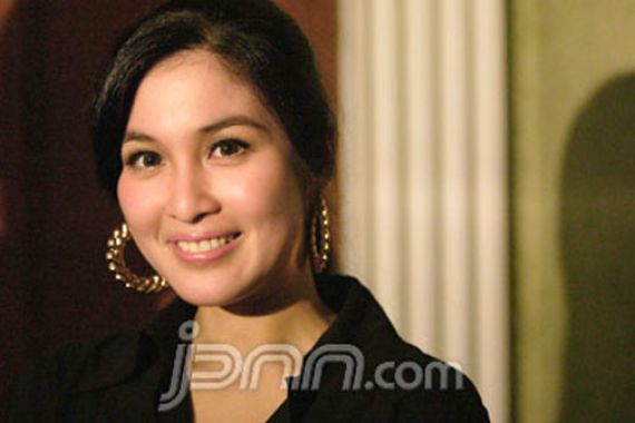 Sandra Dewi Kagumi Sosok Ahok - JPNN.COM