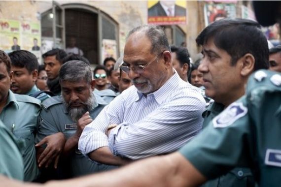 Hina Haji, Mantan Menteri di Bangladesh Serahkan Diri - JPNN.COM