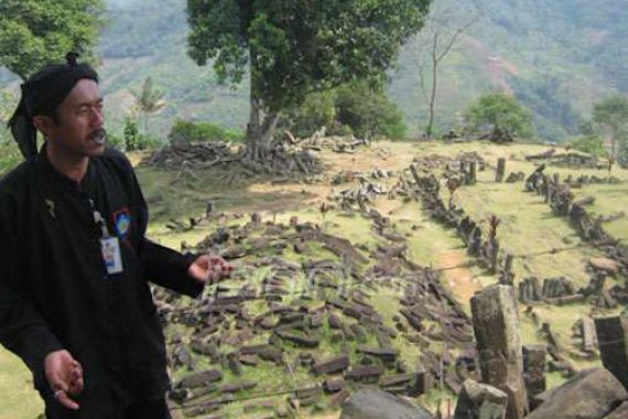 Situs Gunung Padang Jadi Tempat Pemujaan Prasejarah - JPNN.COM