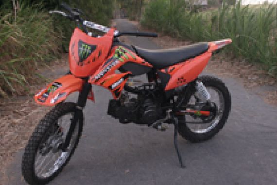 Suzuki Shogun 2001: Trail Idaman Sejak SMA - JPNN.COM