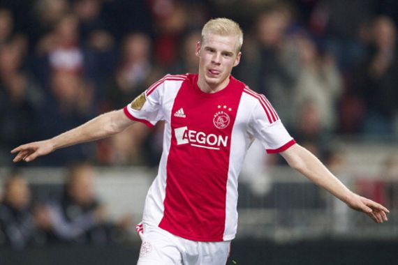 Ajax Hancurkan APOEL 4-0 - JPNN.COM