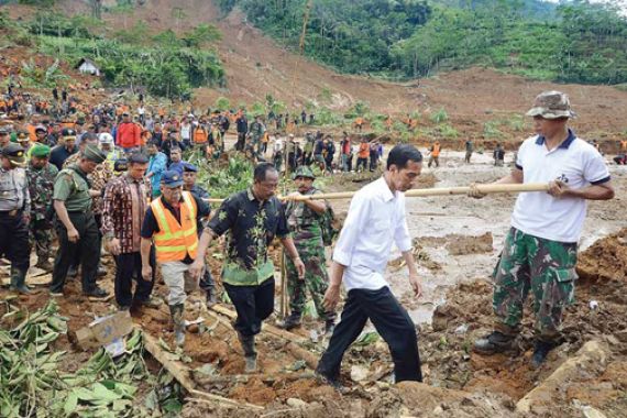 Longsor Banjarnegara, Kewenangan BNPB Tetapkan Bencana Nasional - JPNN.COM