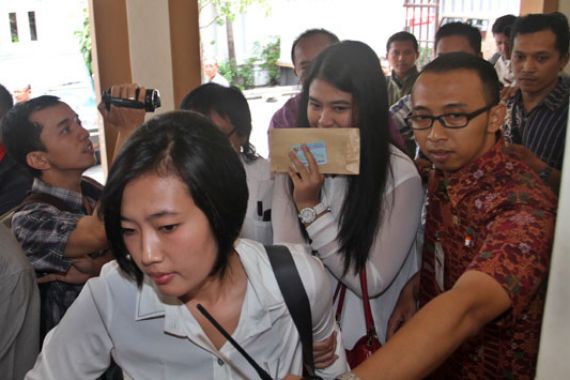 Bantah Putri Presiden Jokowi Diloloskan CPNS - JPNN.COM