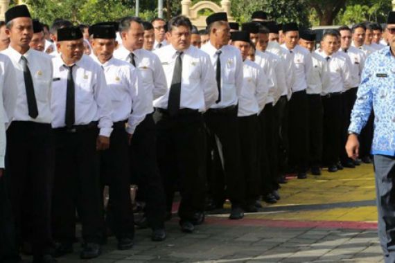 Rano Karno Larang 417 CPNS Baru Ubah Penempatan - JPNN.COM