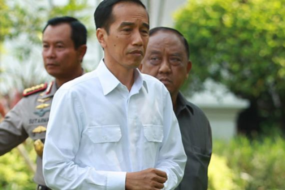 Jokowi Mengaku Gelisah Dilapori AirAsia QZ8501 Hilang - JPNN.COM