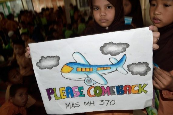 Pesan Haru Buat Putri Pilot AirAsia QZ8501 dari Anak Pramugara MH370 - JPNN.COM