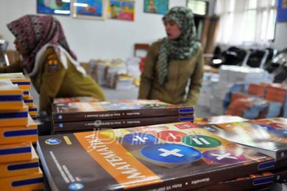 Itjen Gali Informasi Korupsi Buku - JPNN.COM