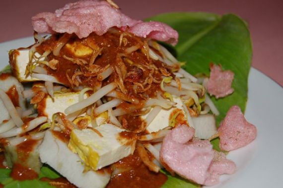 Kupat Tahu, Makanan Khas Bandung yang Menggugah Selera (6) - JPNN.COM
