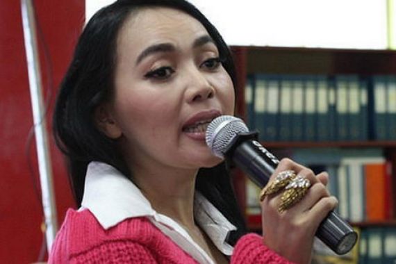 Dewi Gita Punya Cara Ampuh Larang Anaknya Pacaran - JPNN.COM