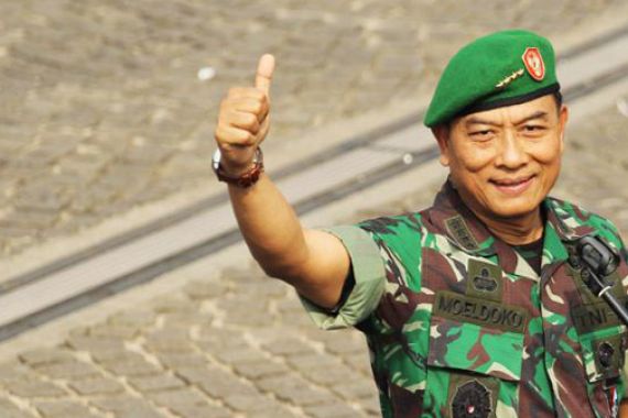 Moeldoko: Prajurit TNI Merasakan Kesedihan Keluarga Korban - JPNN.COM