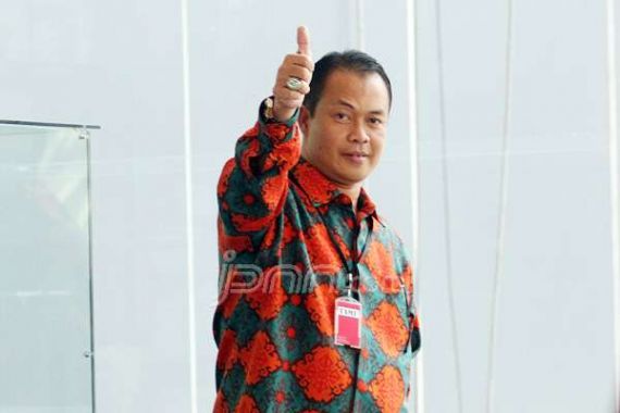 \'Uangnya Dibawa ke Rumah Pak Akil di Pancoran\' - JPNN.COM