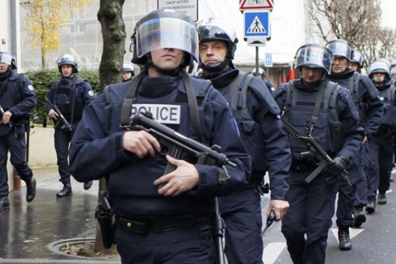 Teror di Kota Paris Berakhir - JPNN.COM